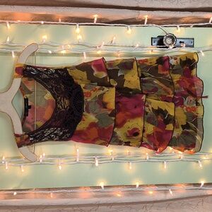 Women's Heart Soul Floral ruffle layered Knit Brown Red Yellow Tank Top L